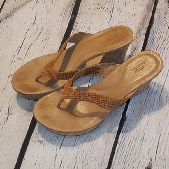 UGG Shoes - Ugg Natassia Platform Wedge Sandal